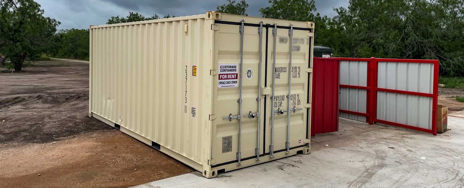 https://101storagecontainers.com/wp-content/uploads/2023/04/20ft-storage-container-rental.jpg